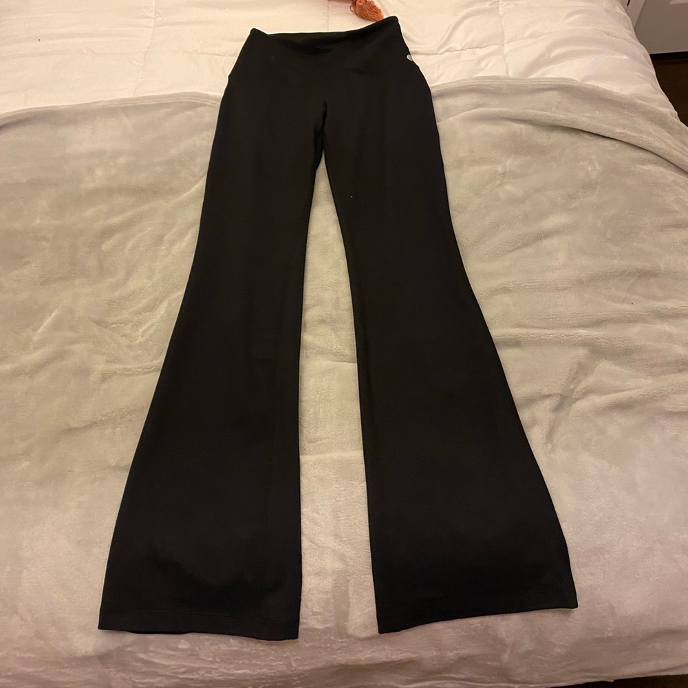 Yoga Bootcut Leggings